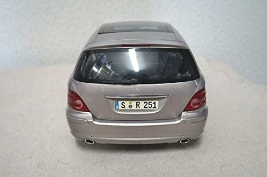 ミニチャンプス メルセデス・ベンツ Rクラス 1/18 Amazon | ミニチャンプス メルセデス ベンツ Rクラス 2005 1/18